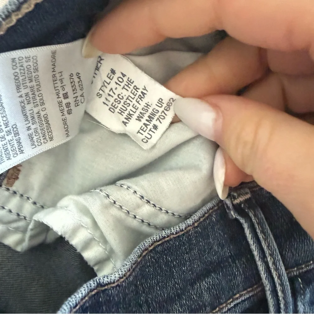 Mother The Hustler Ankle Fray Jeans in Teaming Up Size 25